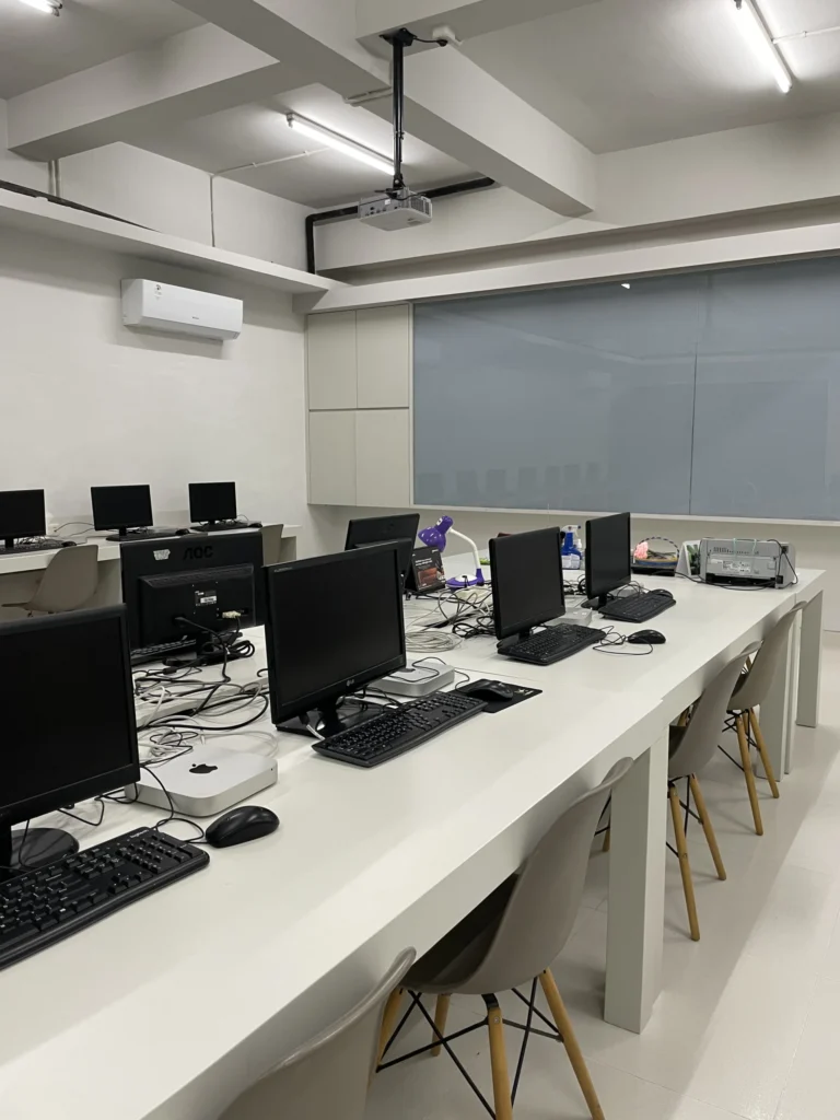 Senior School Pakuwon City IT Hub