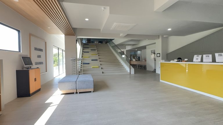 Library Senior School Pakuwon City