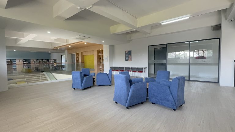 Library 2 Senior School Pakuwon City